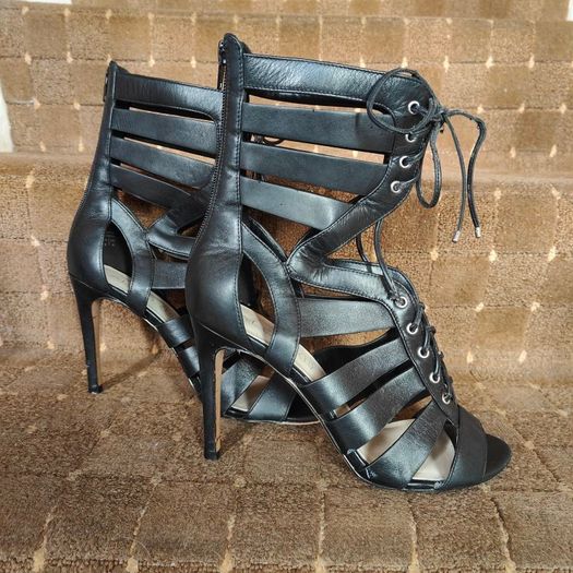 Black Genuine leather Gladiator Ankle sandals, ALDO Size 6