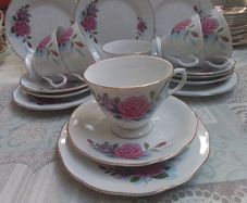 Vintage Chinese 18 Piece Teaset