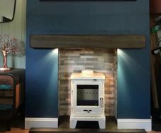 Mantlepiece with lights