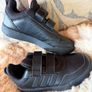 Adidas trainers boys size 3.5 Image 8