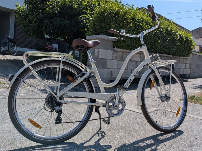 Ladies retro city bike for sale