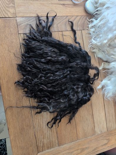 Doll hair Goat skin with long curls