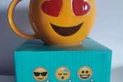 Shaped head mug