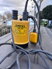Davey Sump pump Dirty / Clean Water