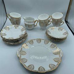 Vintage Windsor Bone China Tea Set Gold Gilt Floral Medallion England c1946+