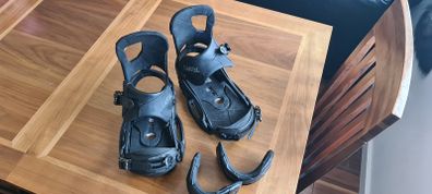 Burton Cartel Medium EST Snowboard bindings