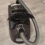 Miele vacuum cleaner Image 3