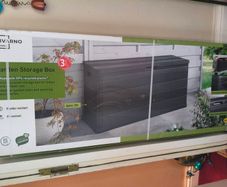Garden storage box