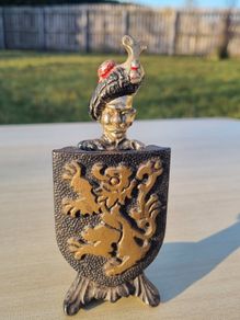 Vintage Cast Iron Scottish Guard & Shield Bottle Opener Stand Reg No.891381