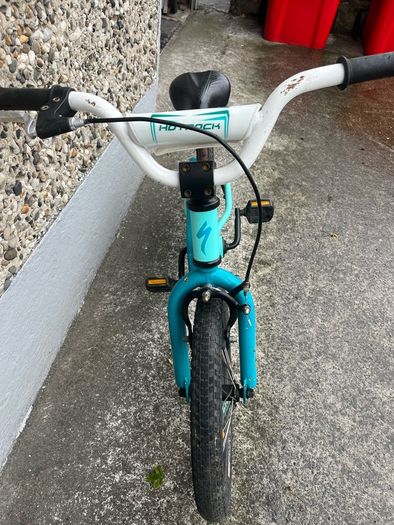 kids bike - specialized