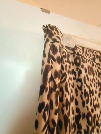 leopard print skirt
