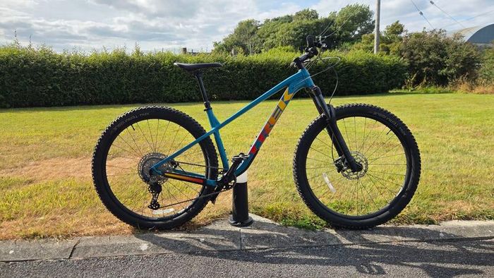 Trek Roscoe 7 Hardtail Mountain Bite Like New