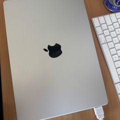Macbook Pro 2023 M2 Max 64GB 1TB 84% Battery