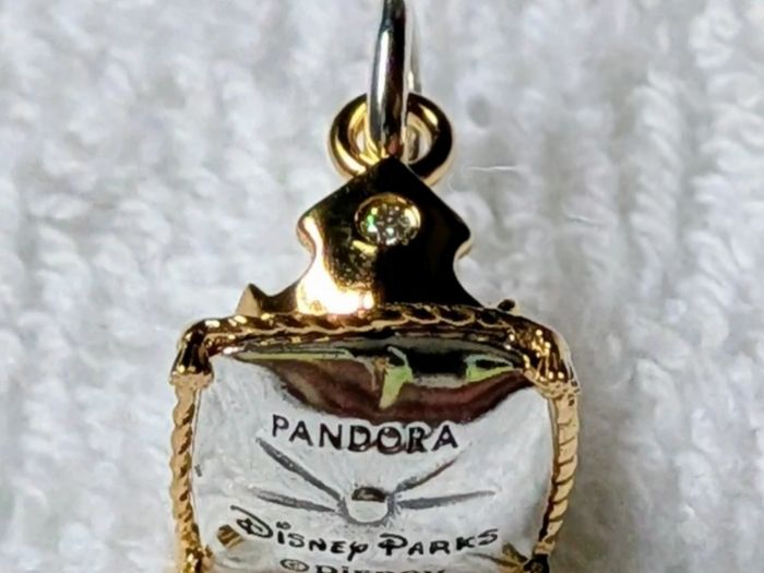 Pandora Disney Princess Auroras Crown on  golden Pillow with Lab grown Diamond  New
