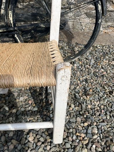 Irish Sugan Chair