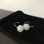14 ct kt gold and jade earrings Image 5