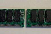 Two Kingston 32MB FPM DRAM SIMM modules