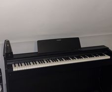 Digital piano Privia PX 870