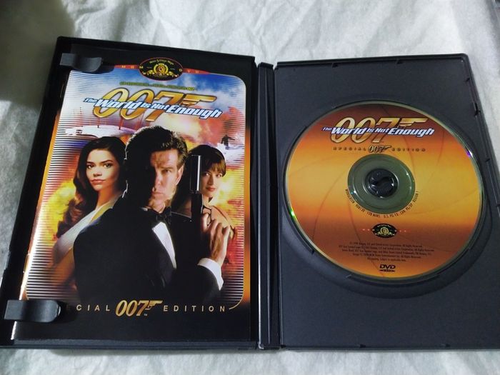 James Bond The World is not Enough Dvd