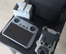 DJI Mini 4 Pro Fly More Combo with DJI RC 2 - Excellent Condition