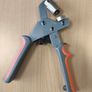 Grommet Eyelet Pliers works only with 10mm eyelets Image 2