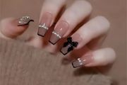 Black Bow and Rhinestone Press on Nails