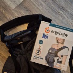 Ergobaby Carrier