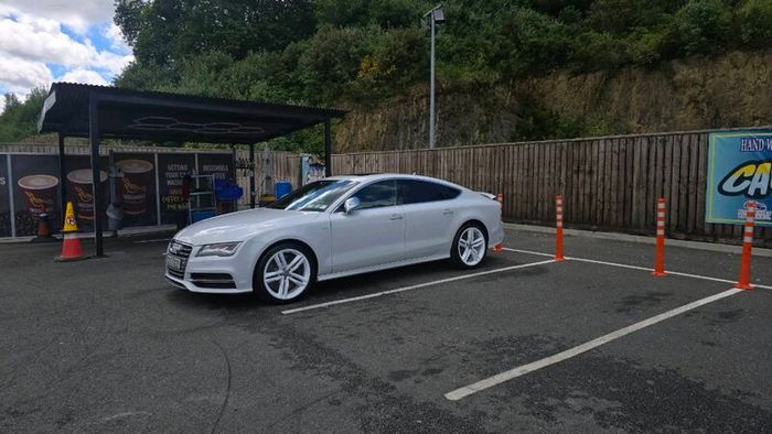 Audi S7