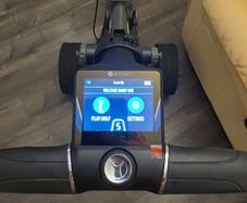Motocaddy M5GPSdhc electric trolley
