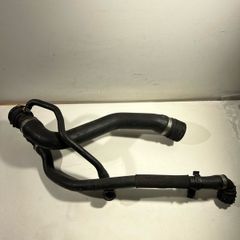 Bmw E60 E61 Lci 520d  N47 Coolant Pipe Hose 7799747 7525641 7503386 A3l2b72g