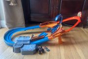 Hot Wheels Scorpion Motorised Raceway