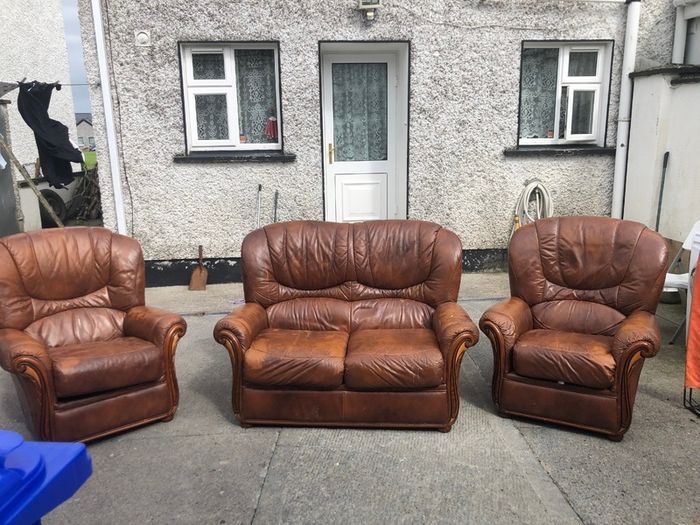 2 1 1 leather suite