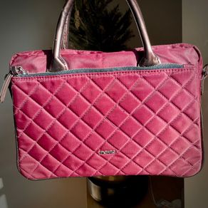 Picard Burgundy Quilted Messenger / Handbag (2585 Vino, padded, waterproof) 32cm