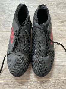 Umbro Football Boots: Size 5