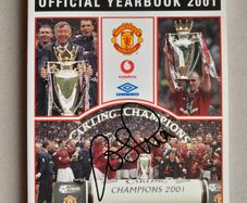 Man Utd autographs Wes Brown and John O'Shea