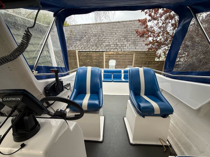 Warrior 165 boat