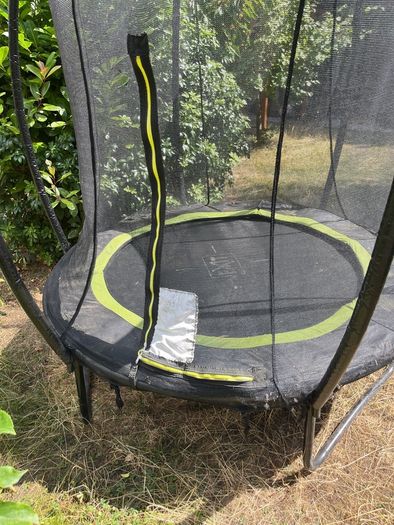 Trampoline