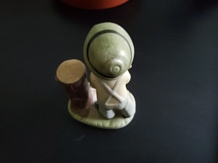 Statue
