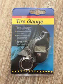 Mini digital tyre gauge with LCD display air meter tyre pressure tester for cars bikes scooters