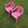 2 kids chairs Image 3