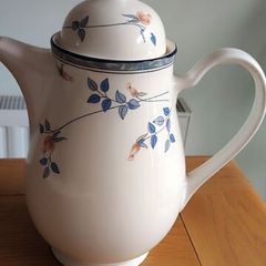 Noritake Keltcraft Eastfair 9171 Tea/Coffee Pot Teapot