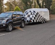 Motorsport shuttle trailer