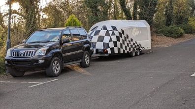 Motorsport shuttle trailer