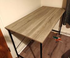 Modern Desk / Table (120x60 cm) - Like New!