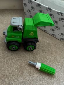 build a bin truck