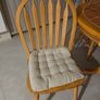 Extendable dining table and 5 chairs Image 3