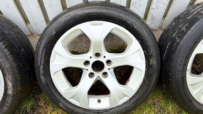 Alloys BMW X1 17"