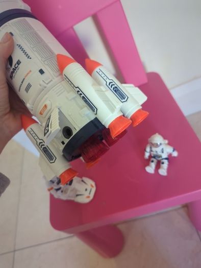 Rocket toy with Smoke and lights