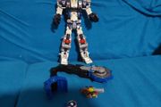 Transformer Metroplex Cybertron