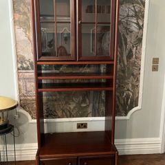 Bookcase / display storage